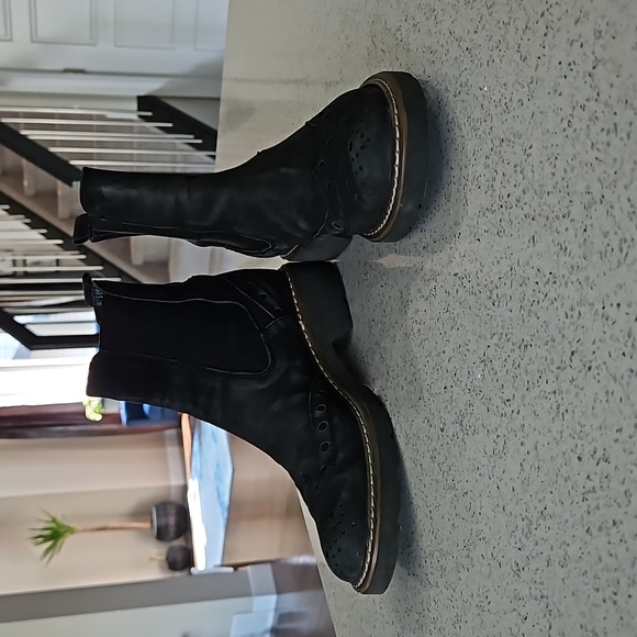 Suede Chelsea Boots - Picture 3 of 7